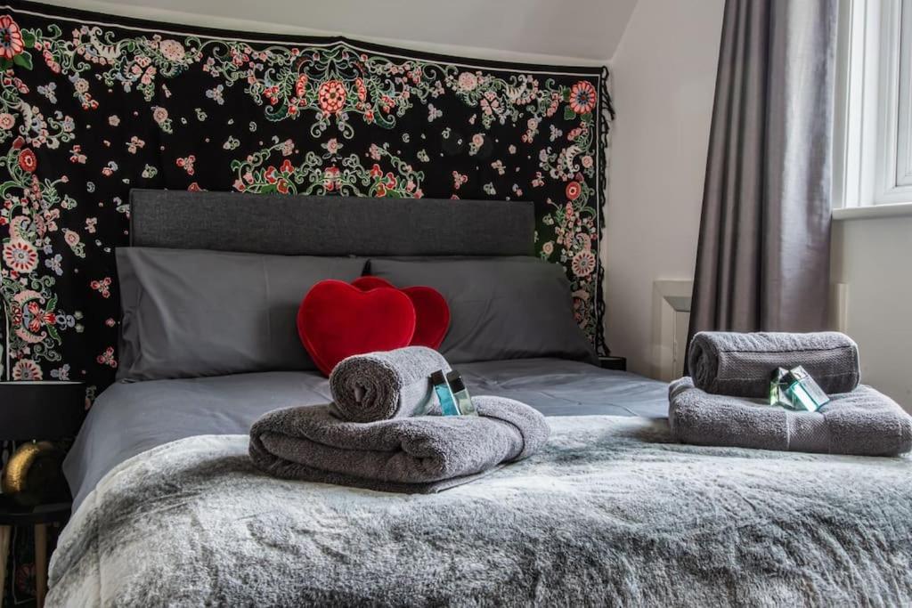 Luxury Central Bmth House With Hot Tub. Stunning! Bournemouth Esterno foto